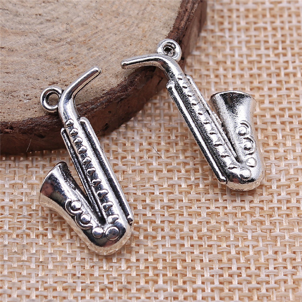 Musical Instrument Jewelry - 20 piezas de dijes de saxofón